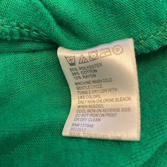 Tipsy Elves Magically Delicious Beer St. Patrick’s Day Tee Shirt Size Large EUC - Picture 6 of 6